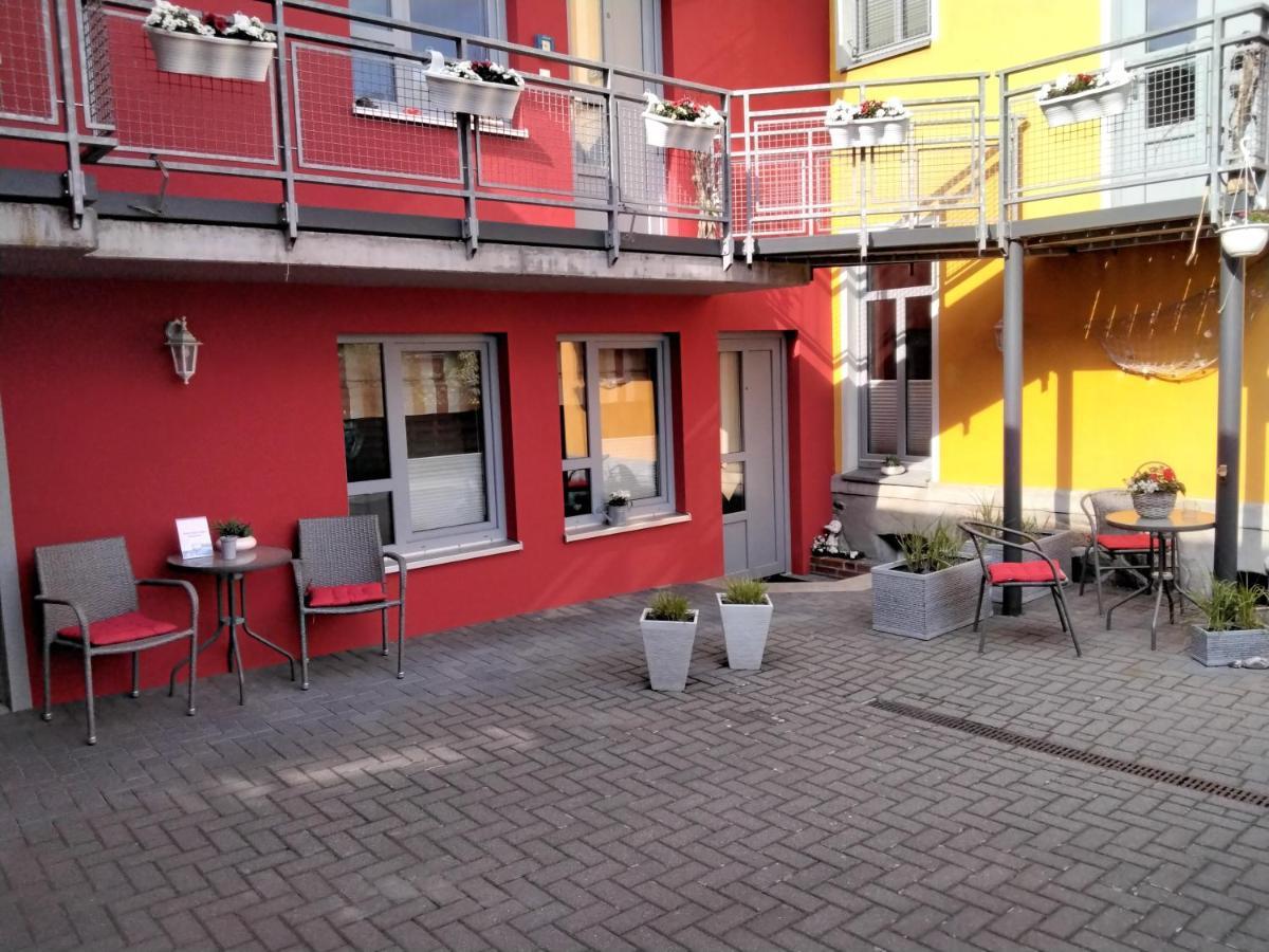 וארן Hotel Am Weinbergschloss מראה חיצוני תמונה
